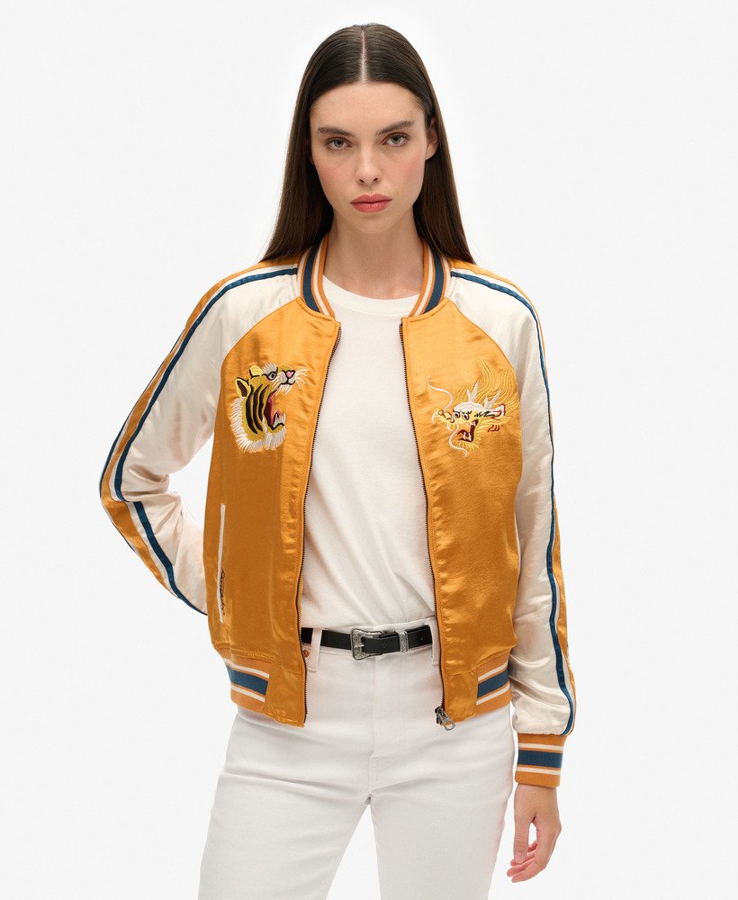 jaqueta bomber bordada suikajan em amarelo ocre dourado