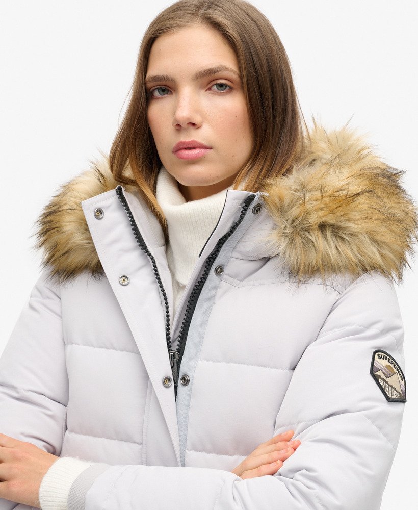 jaqueta bomber com capuz everest na cor cinza luar