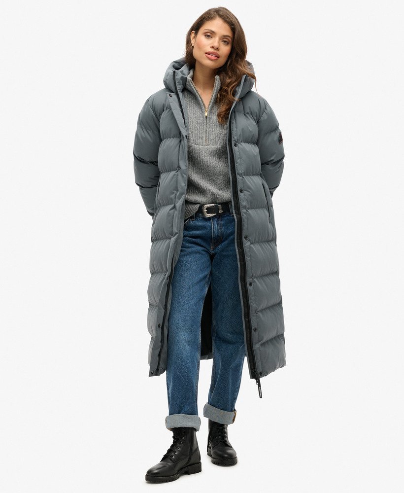 casaco puffer longo de microfibra na cor Ébano