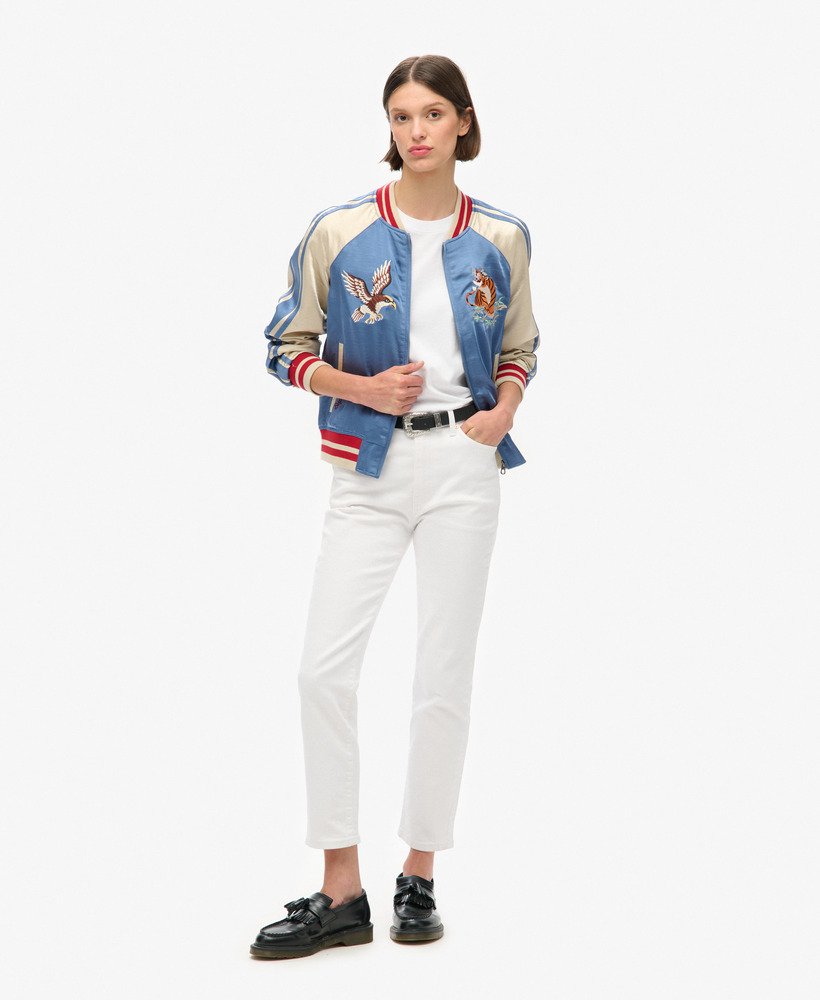 jaqueta bomber bordada sukajan na cor azul wedgewood