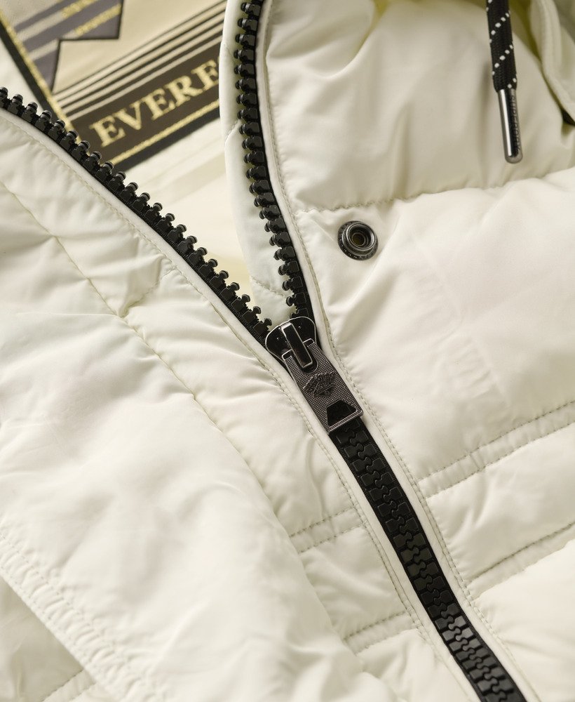 casaco puffer everest mid de pele sintética na cor off white