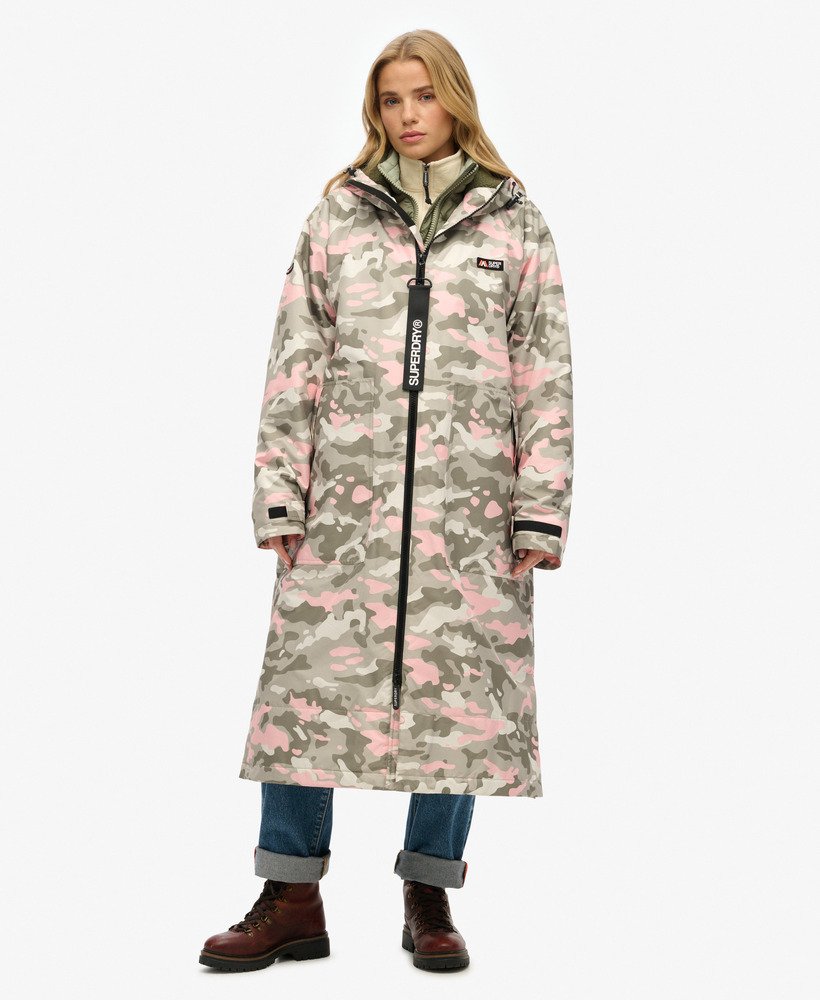 roupão superdry em camuflagem rosa.