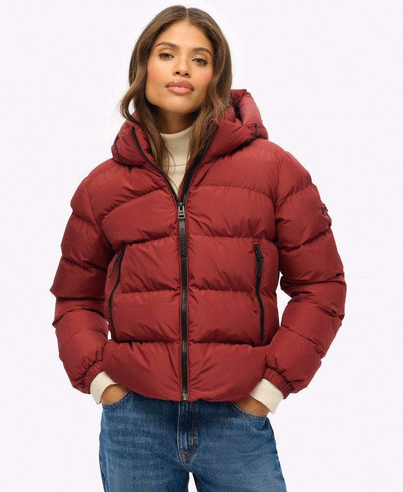 Jaqueta esportiva puffer com capuz