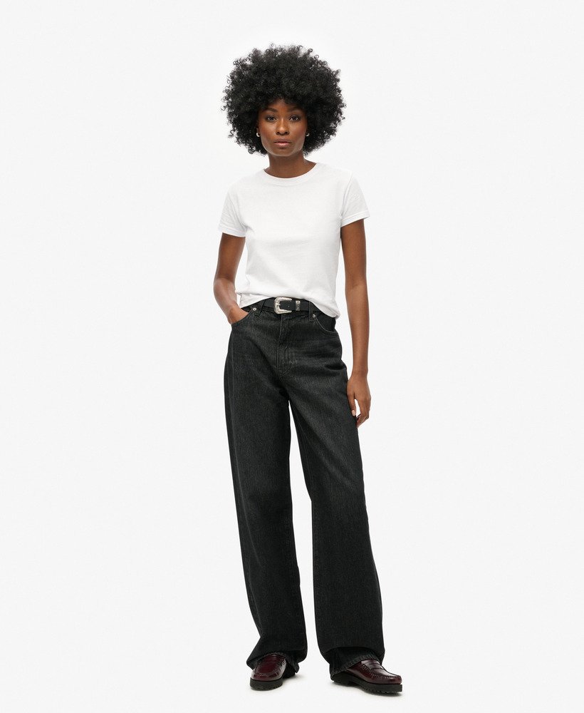 calça jeans de algodão orgânico de perna larga na cor wolcott black stone