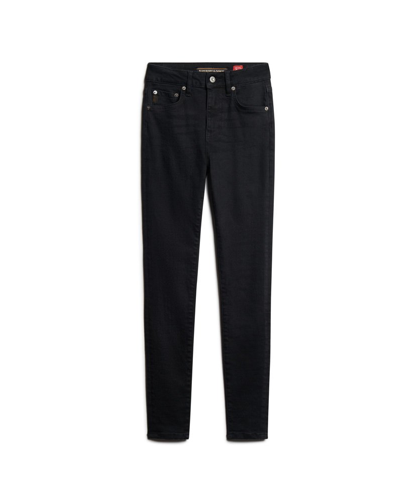 calça jeans skinny de cintura alta em algodão orgânico com lavagem preta.