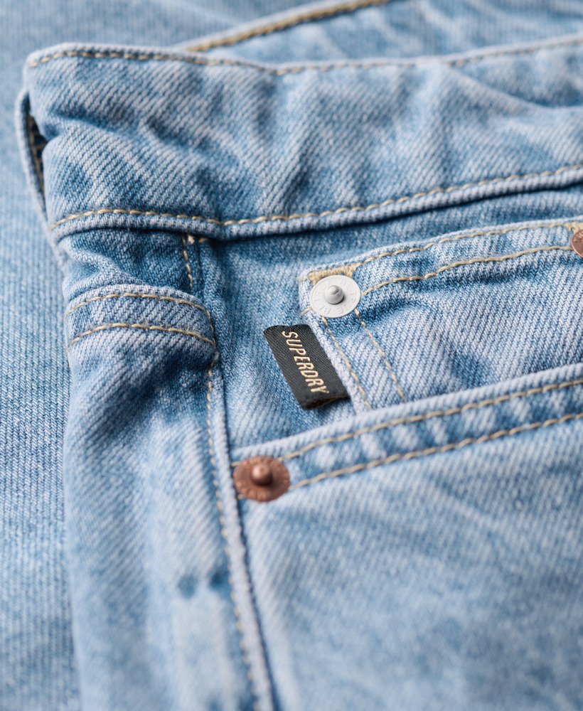 calça jeans reta de cintura média na cor spring vintage custom.