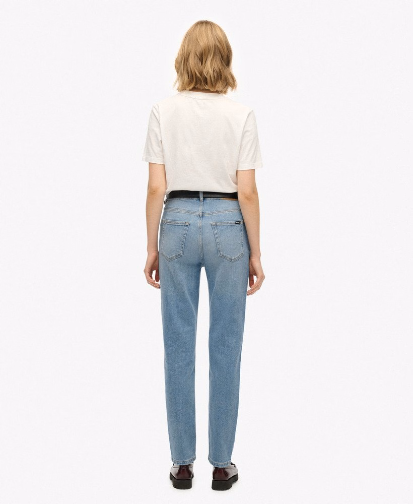 Calça jeans mom de cintura alta em algodão orgânico