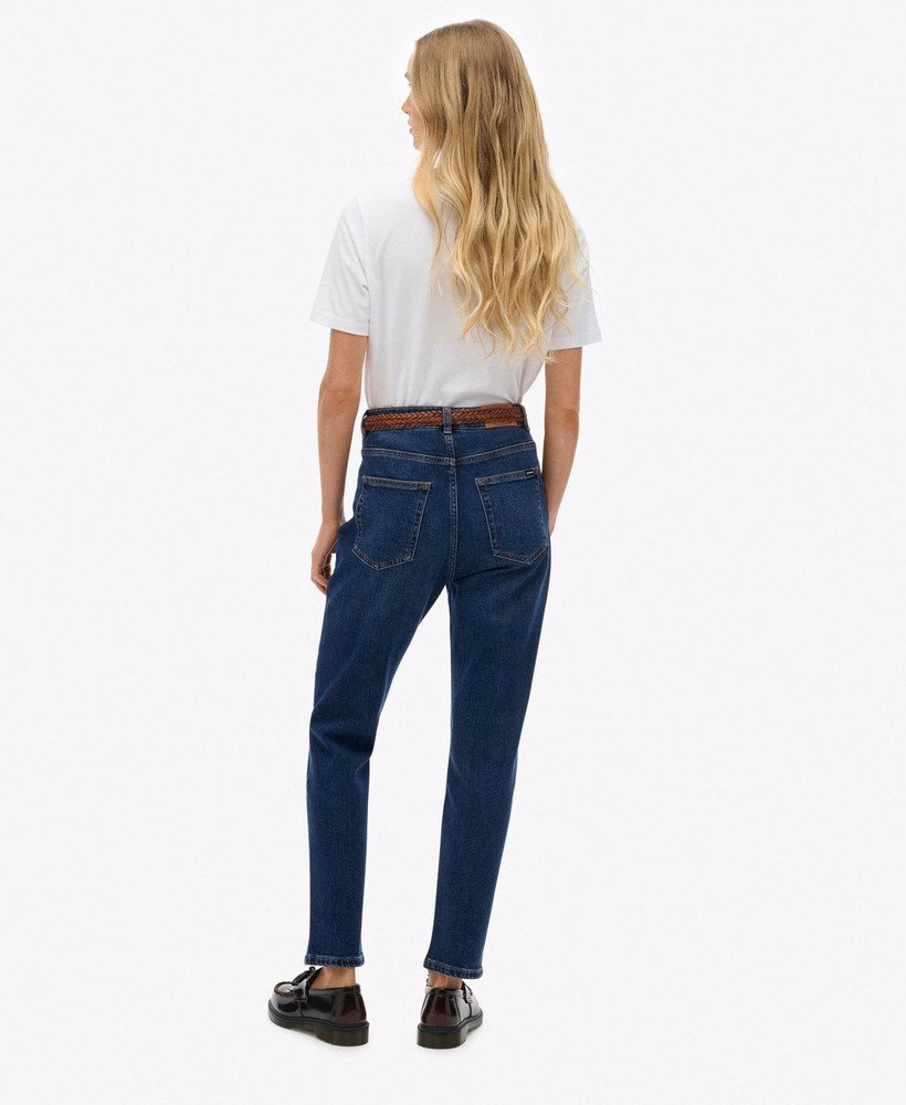 Calça jeans mom de cintura alta em algodão orgânico