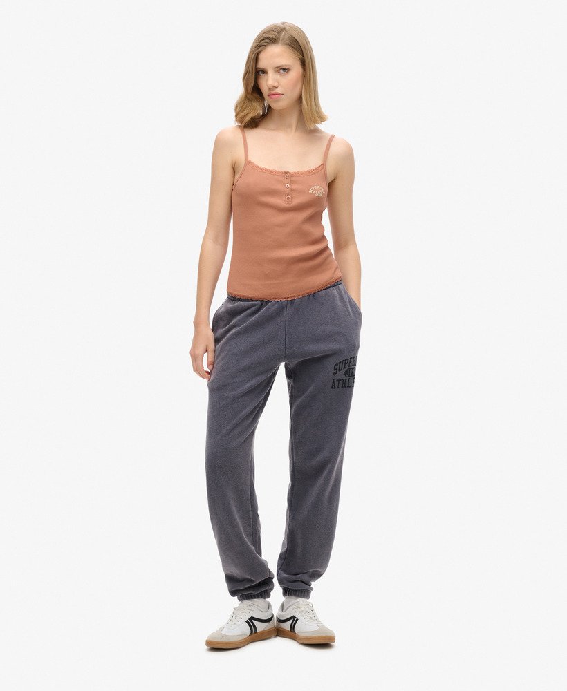 calça jogger vintage washed graphic da athletic essentials na cor lauren navy