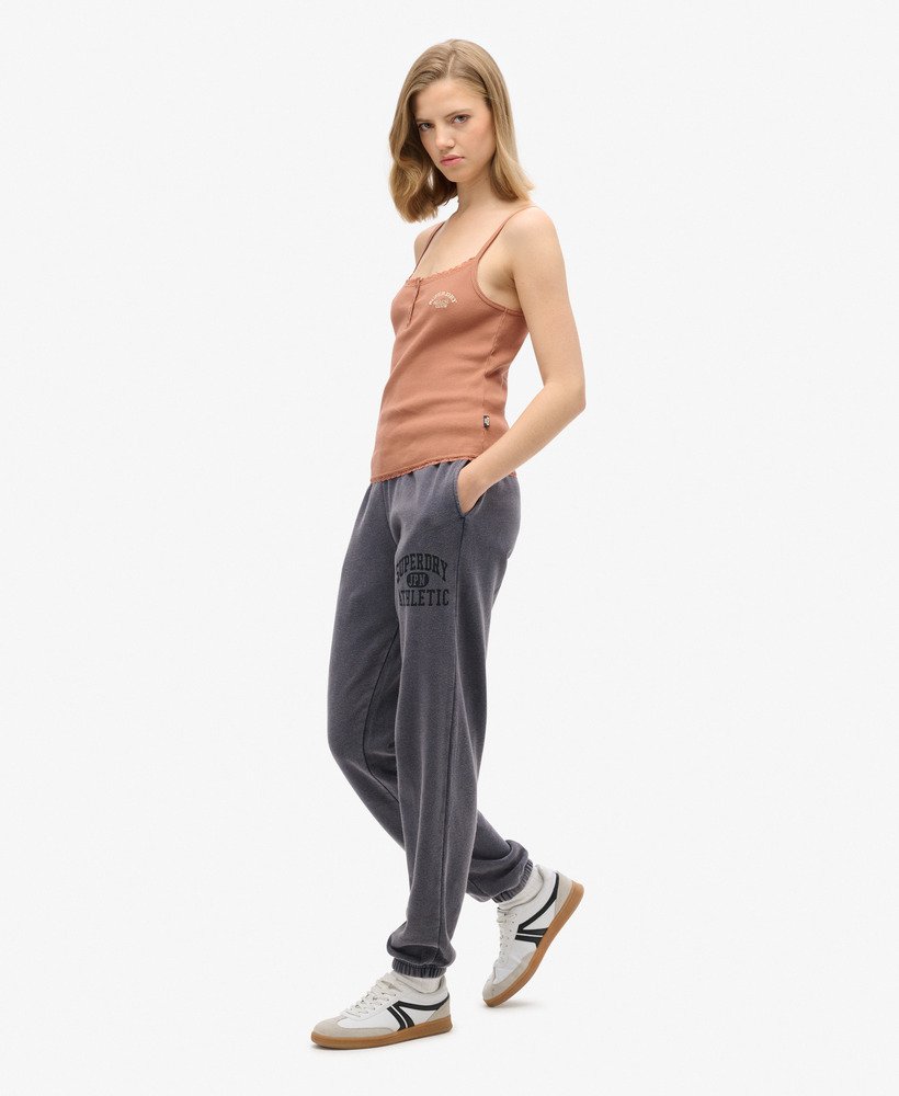 calça jogger vintage washed graphic da athletic essentials na cor lauren navy