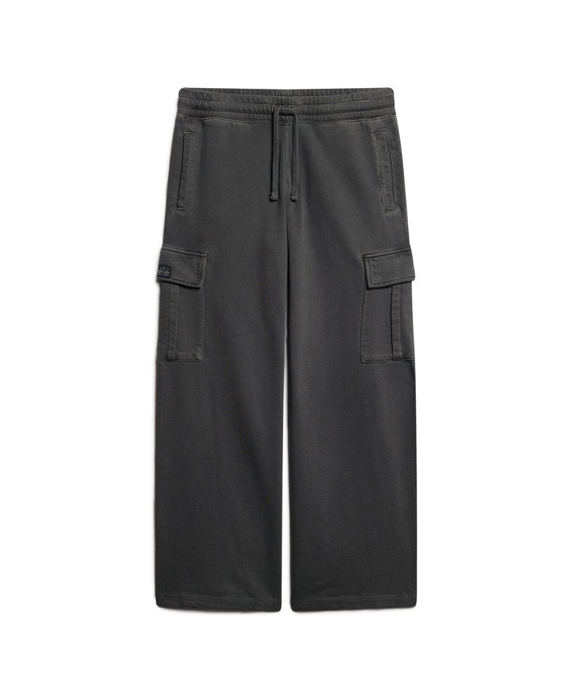 calça jogger cargo vintage larga da athletic essentials na cor preta lavada.