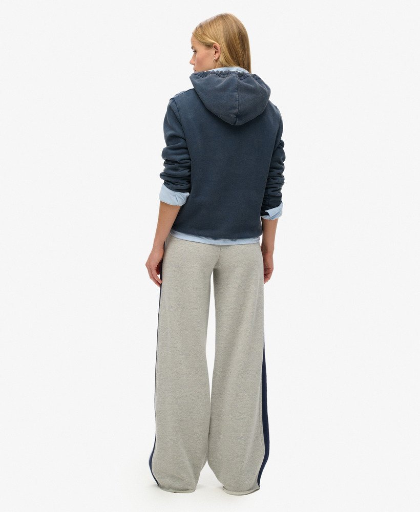 calça jogger reta essential logo em cinza universitário grindle
