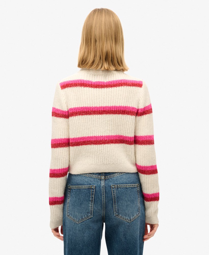 suéter cropped de gola alta listrado em rosa com estampa yarrow stripe.