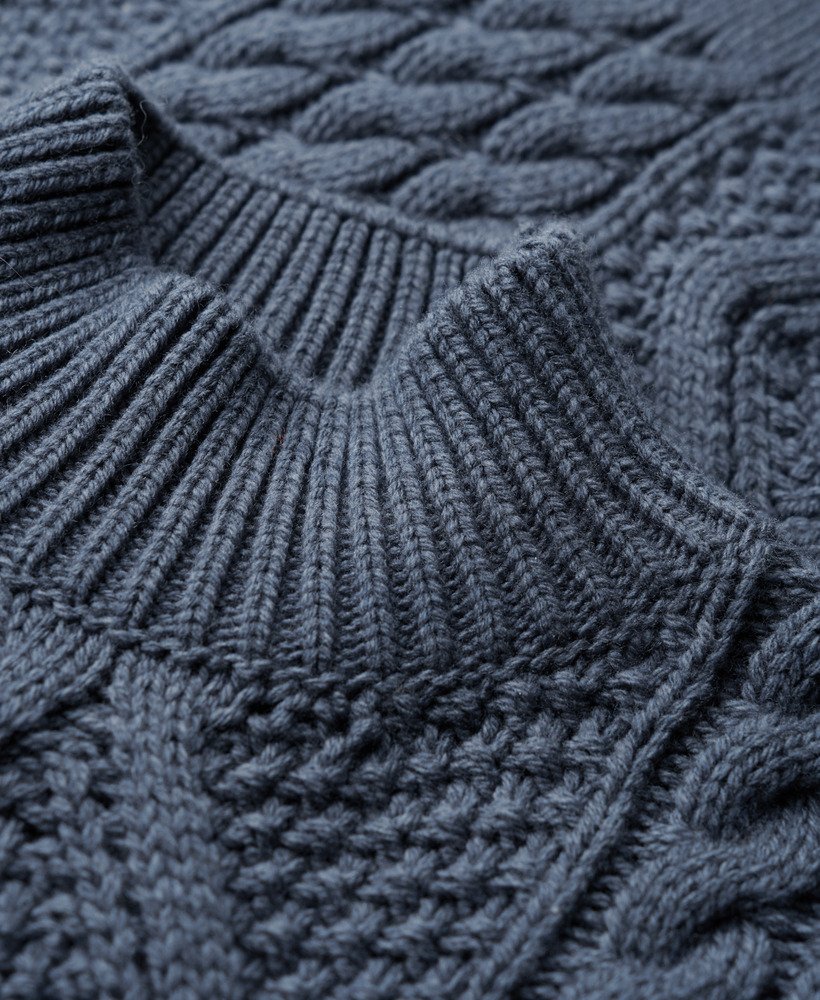 suéter polo de tricô aran em azul jeans vintage