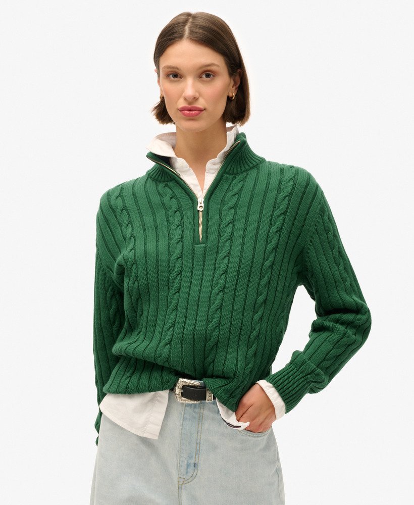 suéter henley de rugby tricotado na cor verde-floresta.