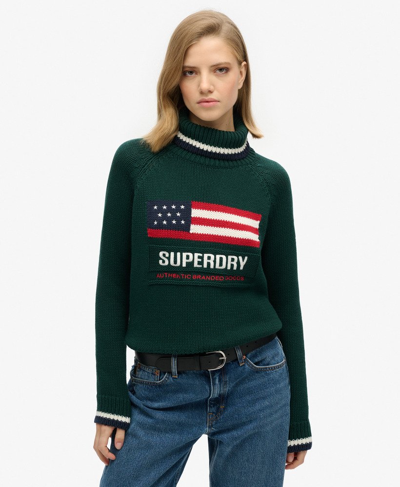 suéter de gola alta americana em malha na cor verde pinho escuro.