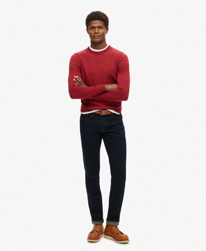 suéter de gola redonda em lã merino na cor vermelho mesclado.