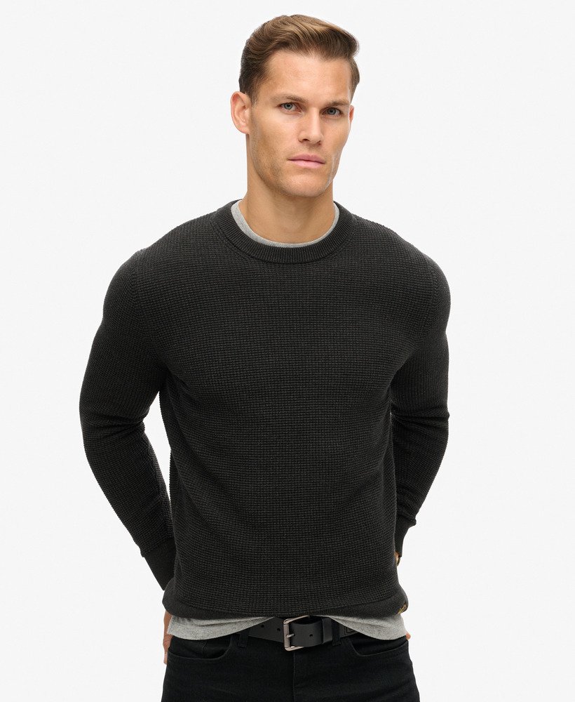 suéter de malha texturizada com gola redonda na cor raven black heather.