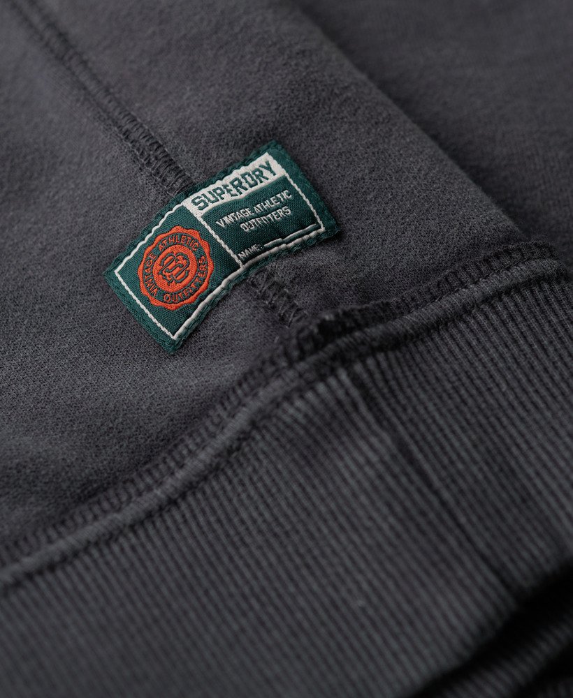 suéter vintage esportivo com meio botão em preto lavado