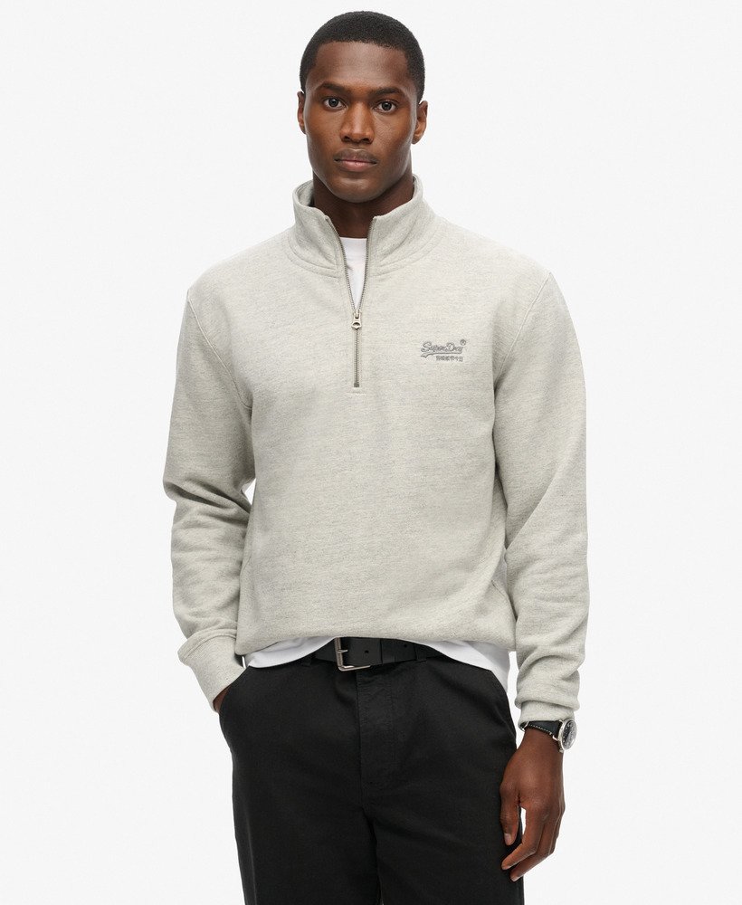 moletom essential logo com meio zíper na cor varsity grey grindle