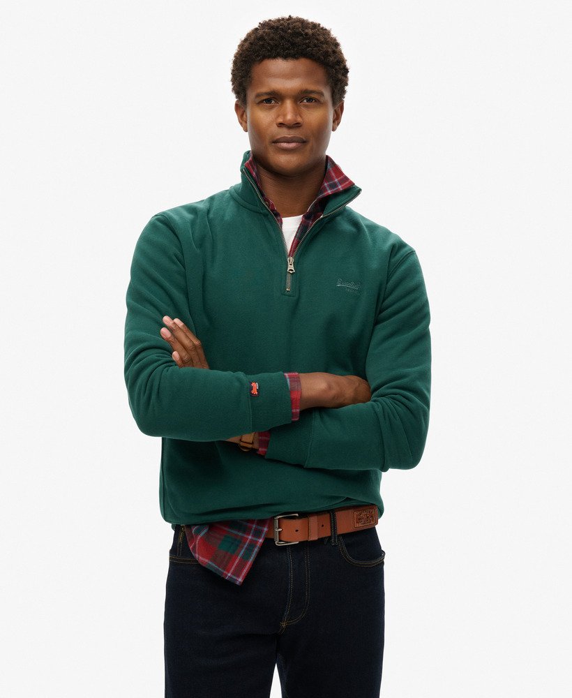 moletom essential logo com meio zíper na cor verde pinheiro escuro