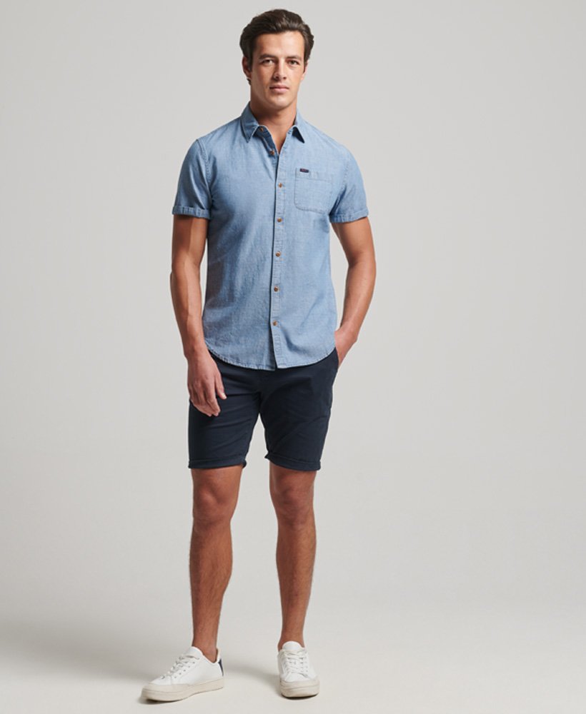 camisa vintage de manga curta loom em índigo com lavagem desgastada.