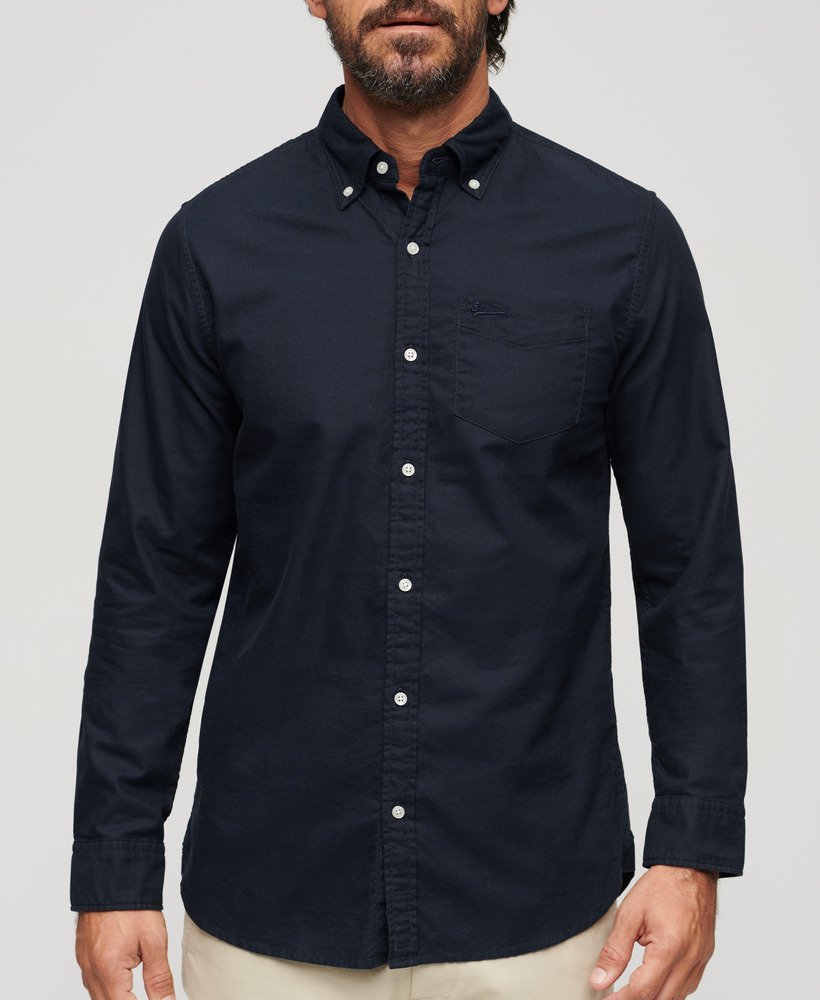camisa oxford de manga comprida na cor azul marinho eclipse.