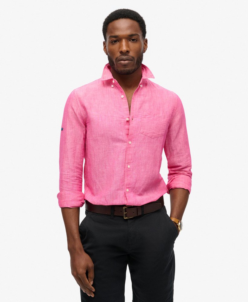 camisa de linho com botões da organic cotton studios na cor rosa vibrante.