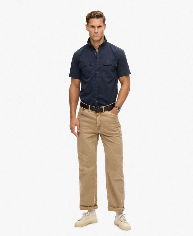 camisa militar de manga curta na cor azul marinho eclipse.