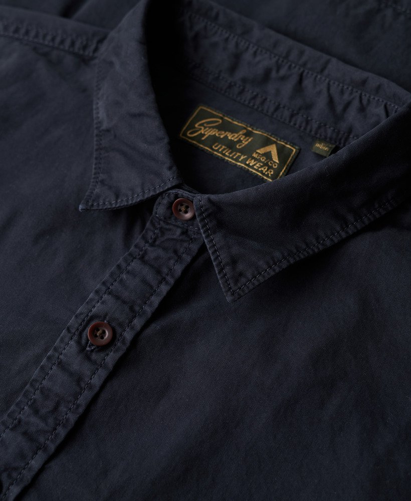 camisa militar de manga curta na cor azul marinho eclipse.