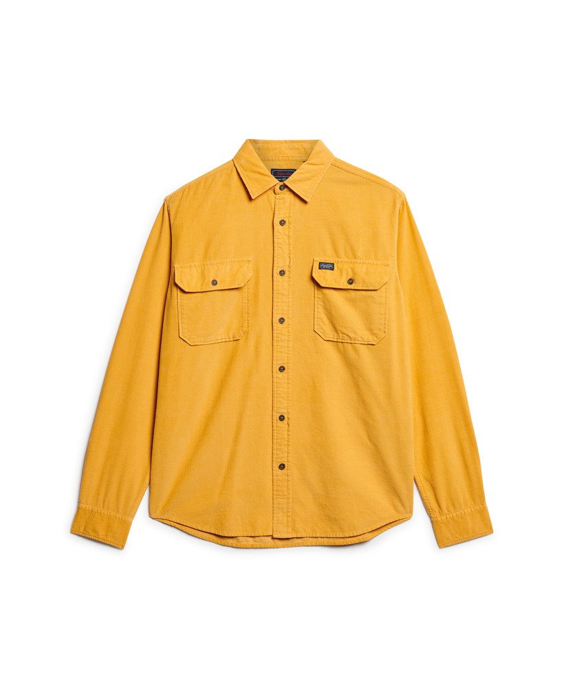 camisa de manga comprida em microfibra na cor amarelo dourado.