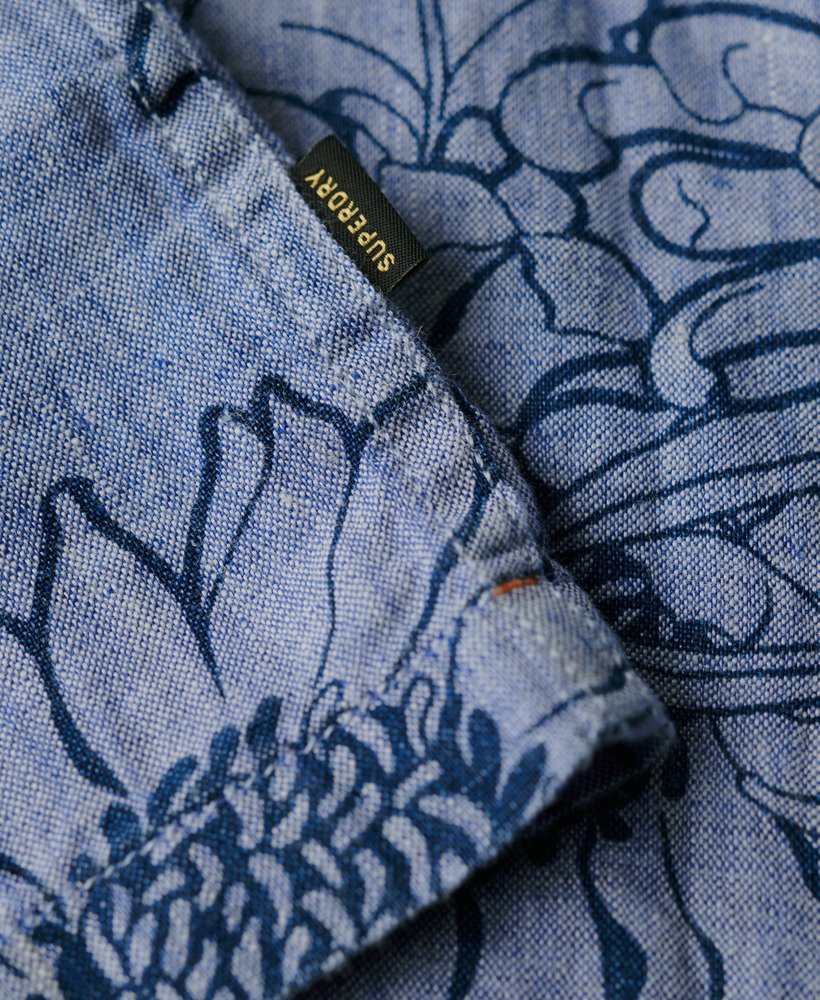 camisa de linho estampada com gola aberta na cor chrysanth optic outline print