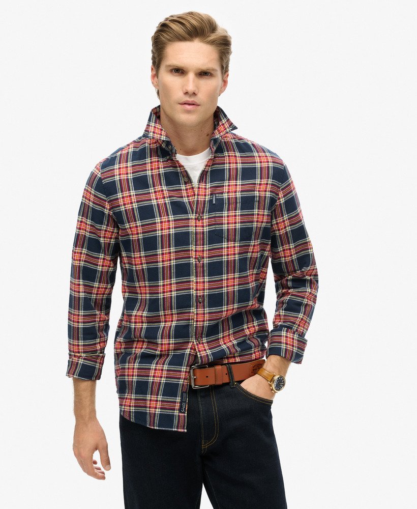 camisa xadrez vintage em algodão orgânico na cor azul marinho.