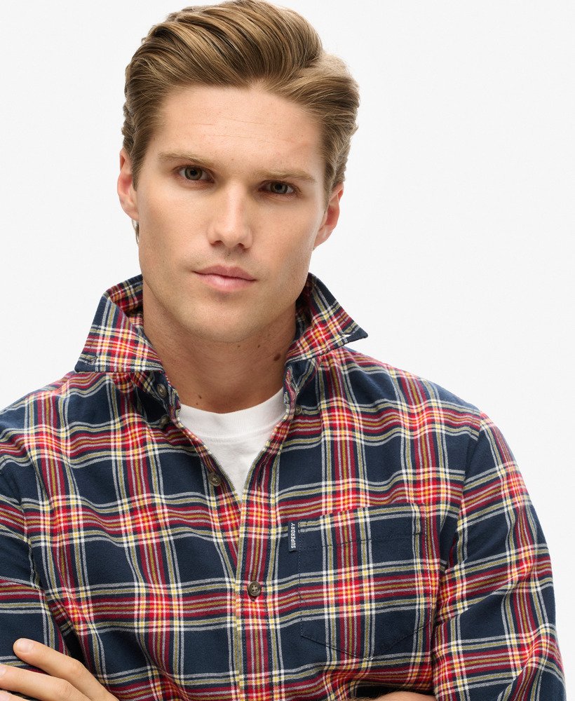 camisa xadrez vintage em algodão orgânico na cor azul marinho.