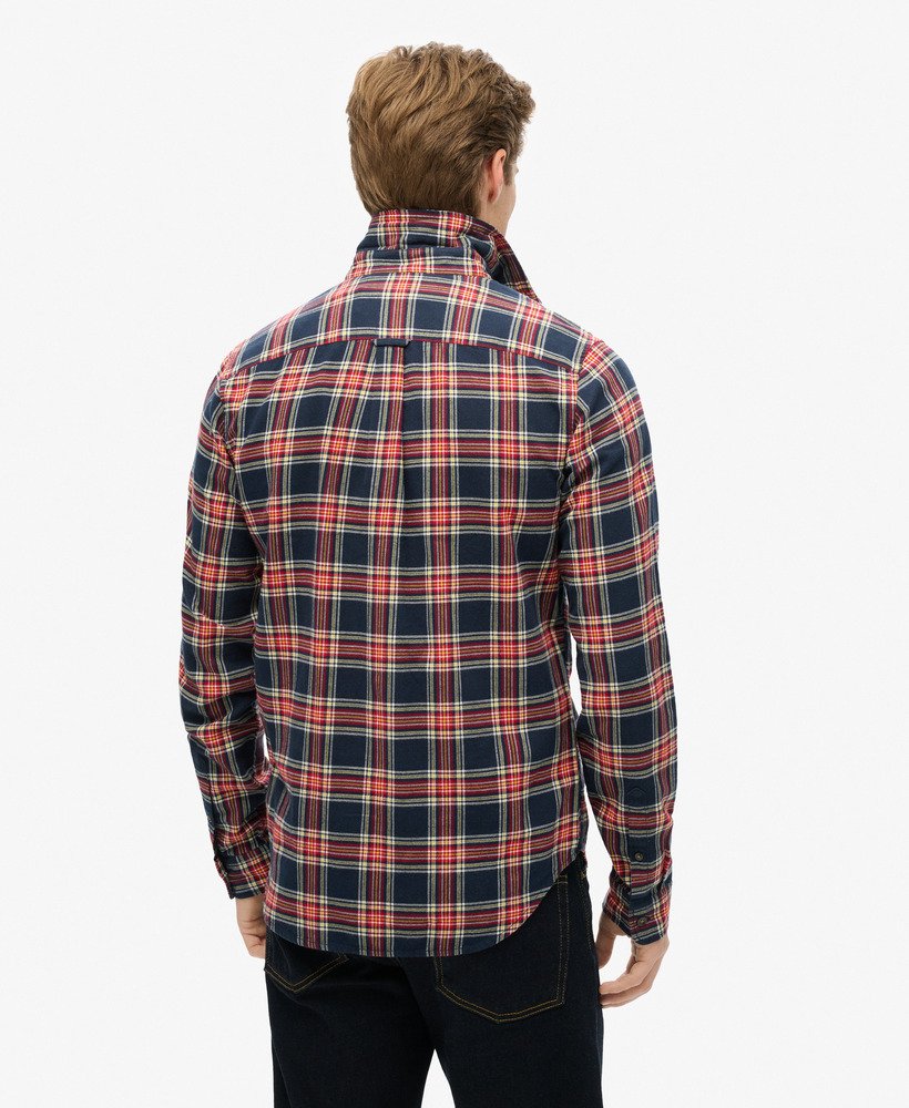 camisa xadrez vintage em algodão orgânico na cor azul marinho.