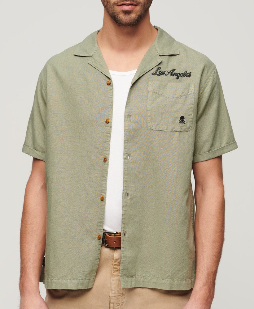 camisa resort de manga curta em verde cáqui claro