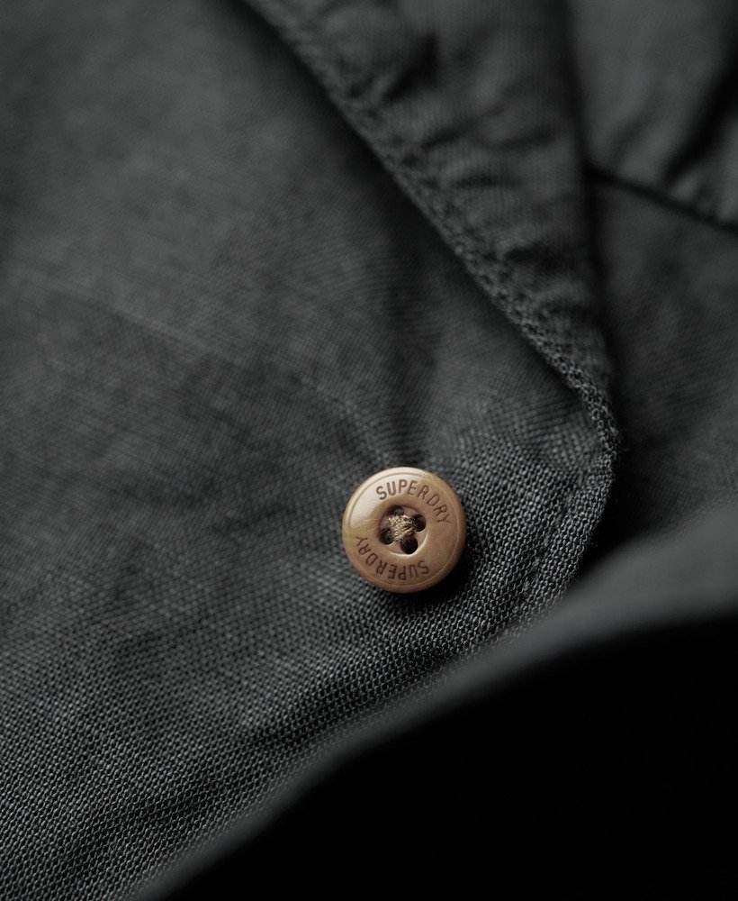 camisa resort de manga curta em preto lavado