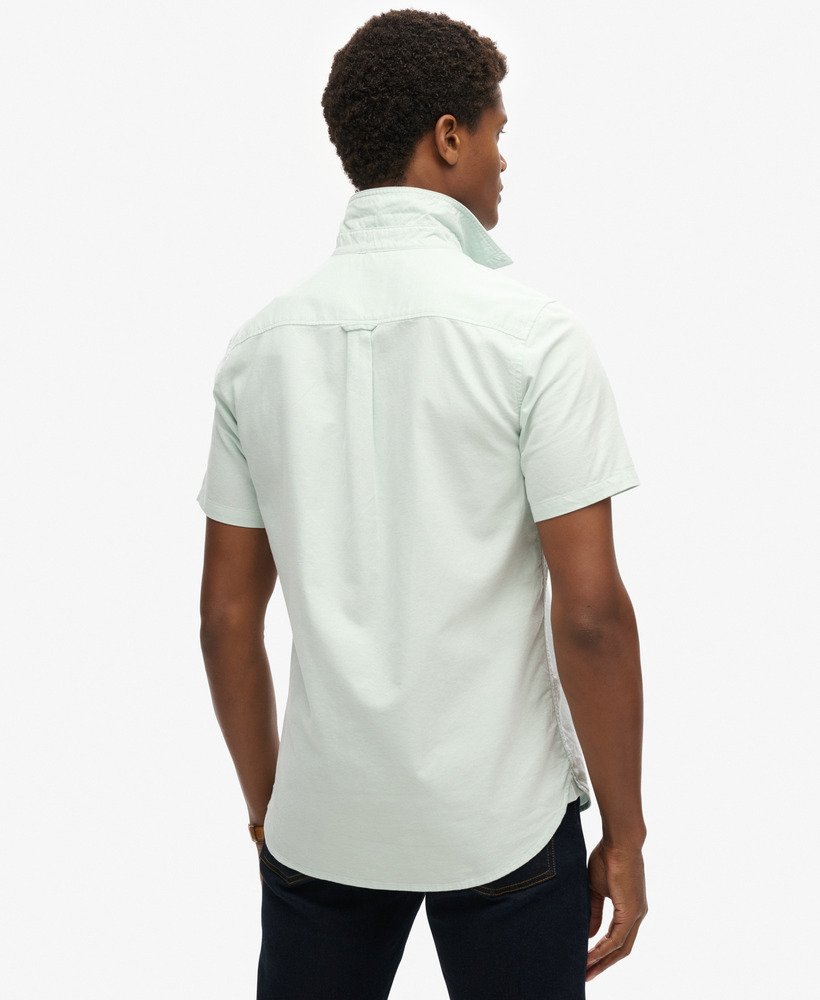 camisa oxford de manga curta na cor verde claro