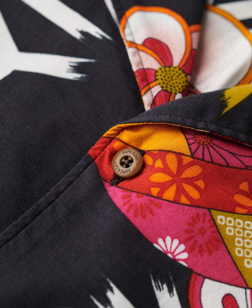 camisa havaiana resort na cor preta asanoha