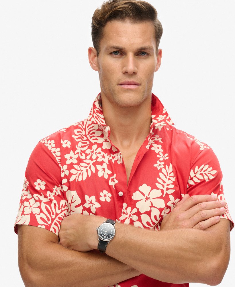 camisa havaiana na cor vermelha surf school