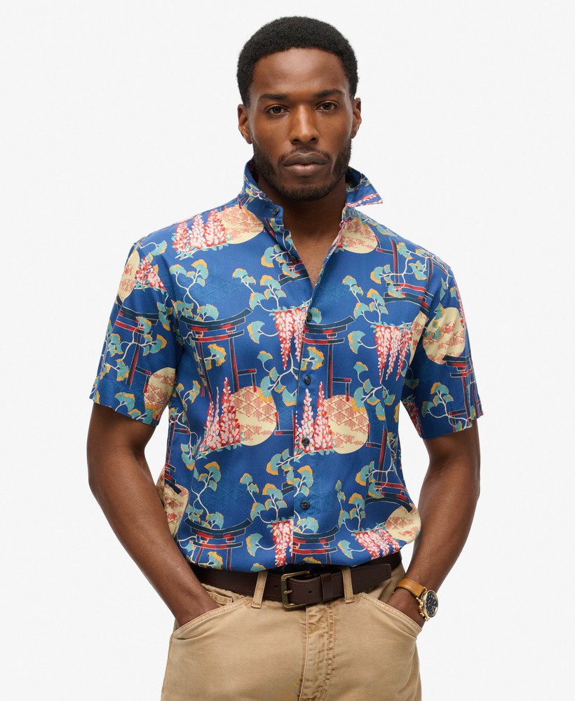 camisa havaiana na cor azul glicínia
