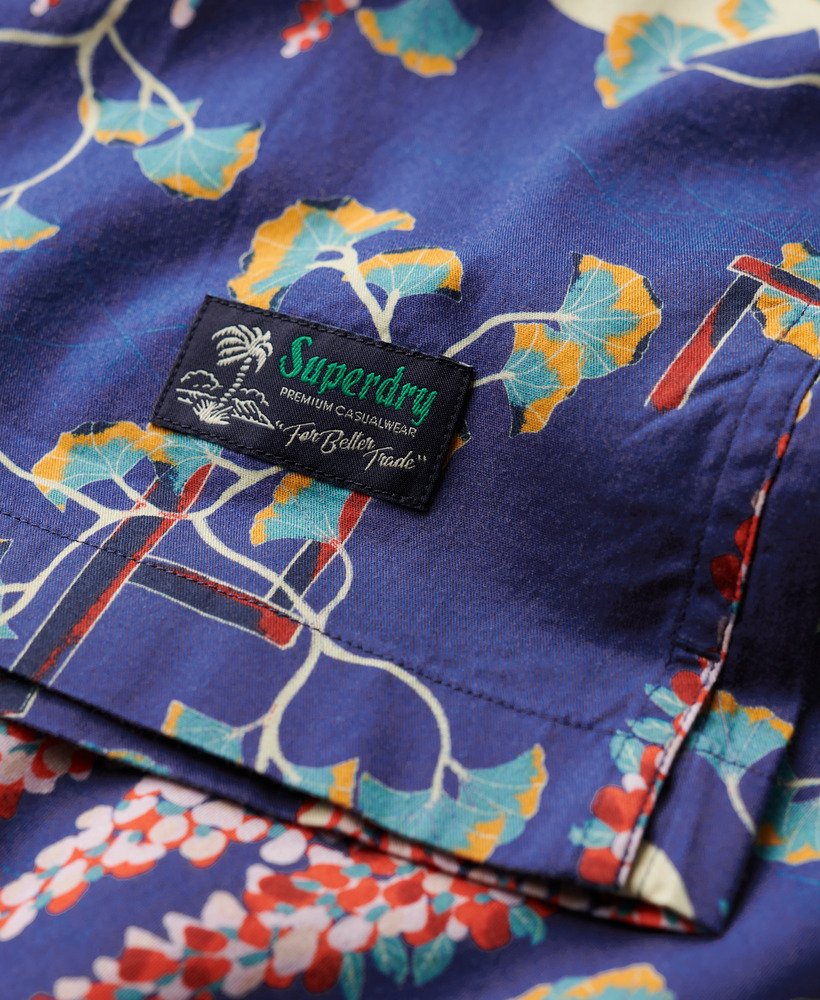 camisa havaiana na cor azul glicínia