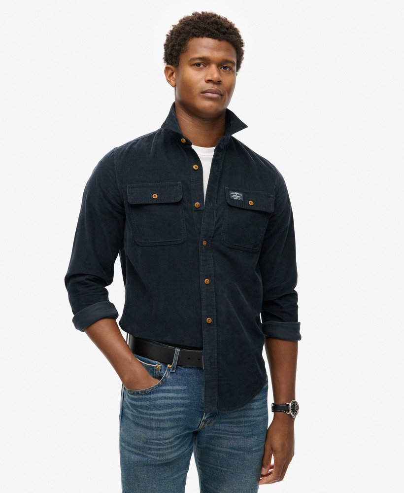 camisa de trabalho de veludo cotelê na cor azul-marinho eclipse.