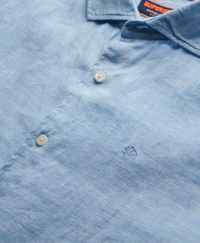 Camisa de linho bordada para férias