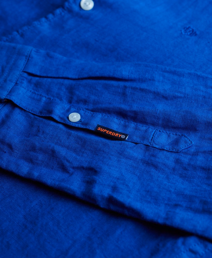 Camisa de linho bordada para férias