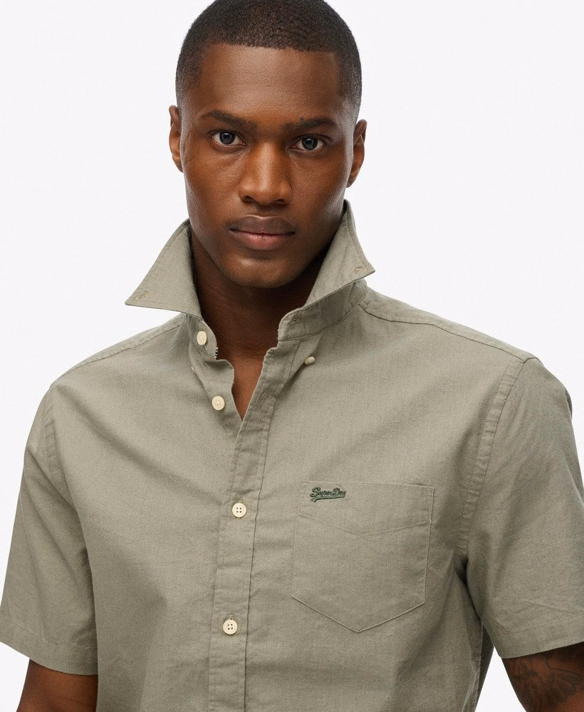 Camisa de manga curta em algodão e linho estilo urbano