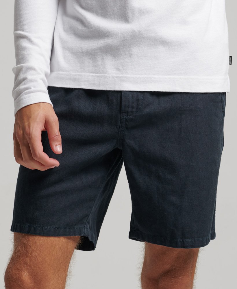 shorts vintage tingidos em tom azul-marinho eclipse