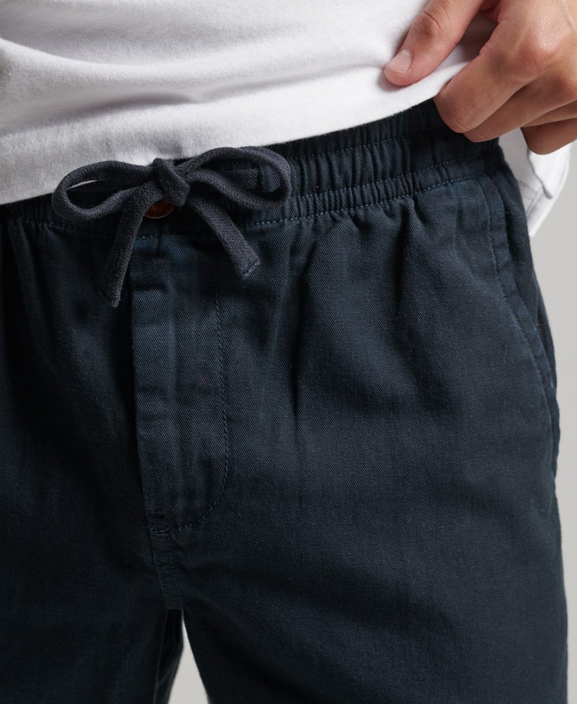 shorts vintage tingidos em tom azul-marinho eclipse