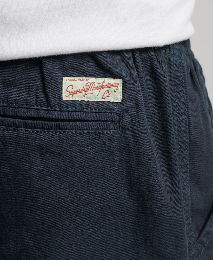 shorts vintage tingidos em tom azul-marinho eclipse