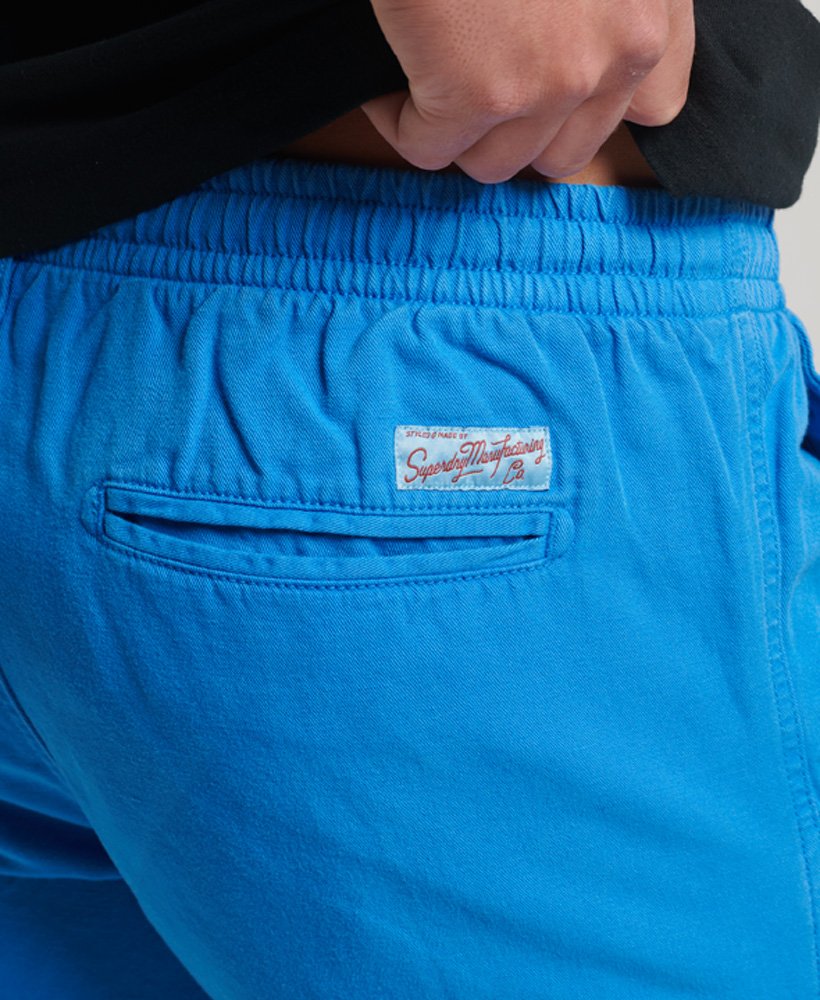 shorts vintage tingidos em azul francês